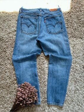 Levi’s White Oak Cone Blue Denim Jeans Selvedge Distressed Made in USA 27